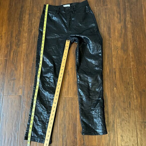 FRAME DENIM Hi-Rise Le Sylvie Slender Straight Jean in Coated Noir Croc - Picture 15 of 16